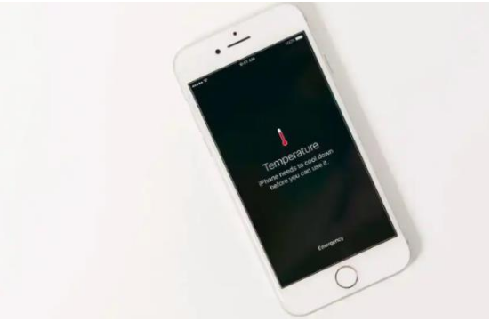 阎良苹果手机维修分享iPhone 手机发热如何快速降温 